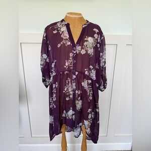 Torrid Babydoll top women’s plus size 1 XL purple floral sheer high low top